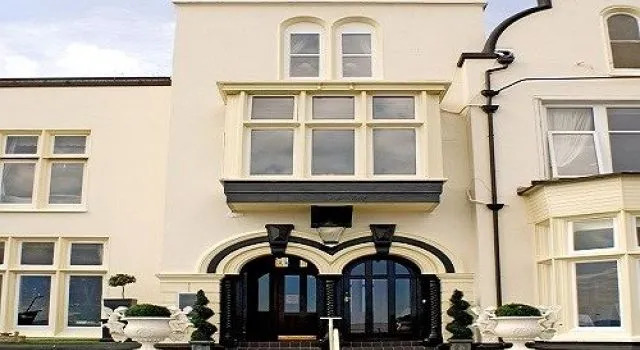 The New Staincliffe Hotel, Забронировать Отель Отели Тиссайд 4 звезды, 4*