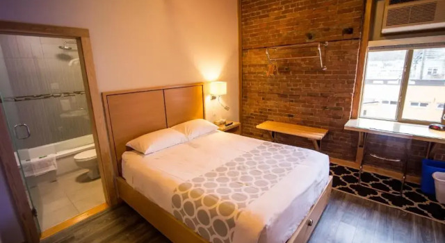 Двухместный номер Economy Adventure Hotel