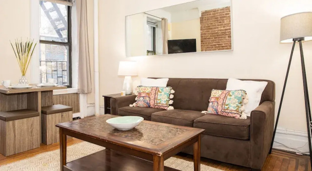 104 West 83Rd Street #2A 159 - 1 Br Apts, Забронировать Отель Нью-Йорк Нью-Йоркская агломерация, рядом с Станция метро 96-я улица линия Бродвей - Седьмая Авеню IRT