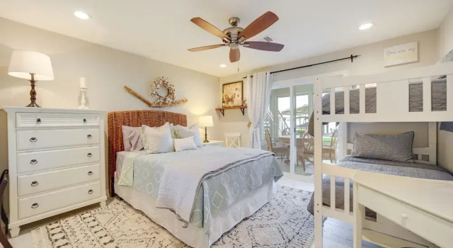 Коттедж с 3 комнатами Beautiful Marble Falls Getaway on Lake Lbj!