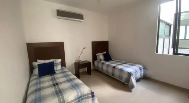 2 bd 2 bath penthouse walking distance from 5th Av, Prenota Hotel Hotel a Quintana Roo con parcheggio, Parcheggio
