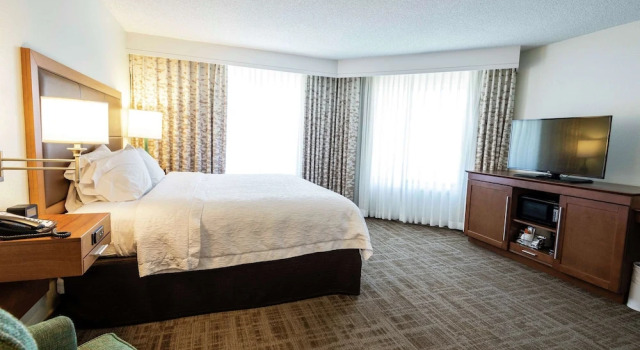 Двухместный номер Standard с красивым видом из окна Hampton Inn Boca Raton