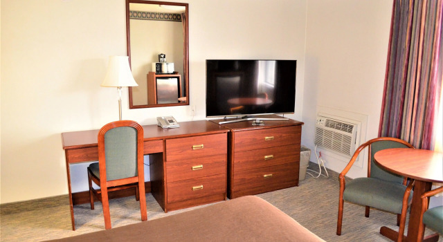 Shilo Inns Suites The Dalles, Varaa Hotelli The Dalles Columbia River Gorge