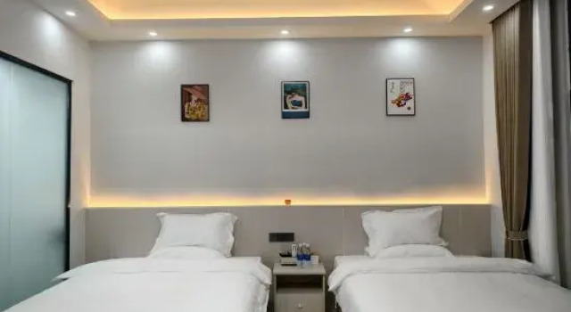 Трёхместный семейный люкс Deluxe Daxin Qi River Mountain Retreat Homestay (Mingshi Scenic Area)