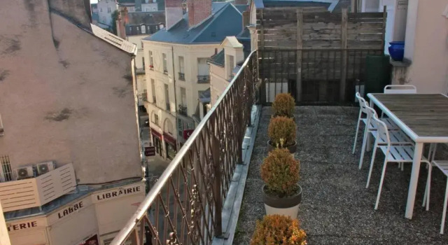 Duplex 3 chambres, 8 personnes avec terrasse centre de Blois