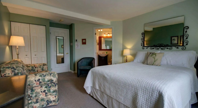 Auberge Aux Deux Pères, Prenota Ostello Magog Québec