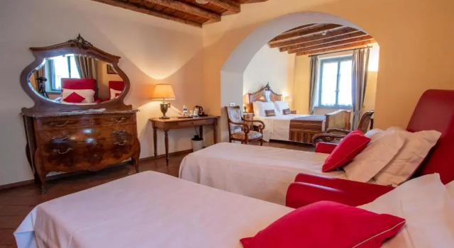 Четырёхместный номер Albergo Le Due Corti