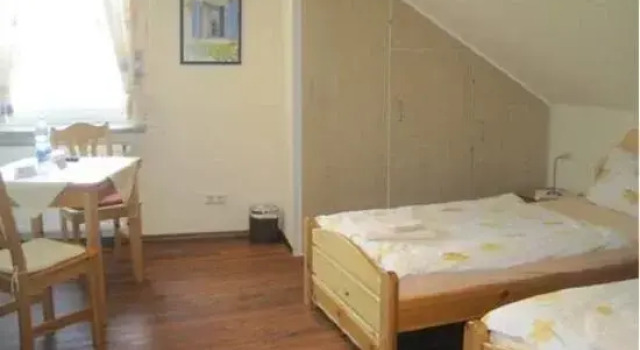 Ferienpension Zum Hochscheid, Забронировать Отель Отели Майен с парковкой, Парковка