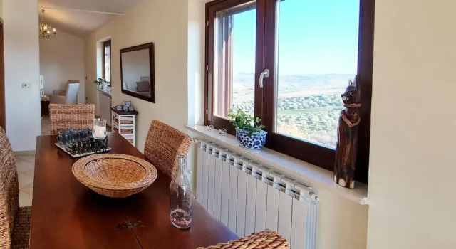 La Vigna di Ranco Agriturismo, Забронировать Отель Отели Пальета с парковкой, Парковка