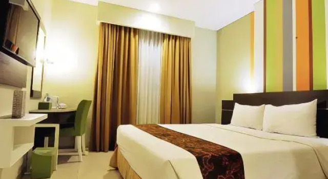 Superior Doppel Zimmer Pose In Hotel Solo