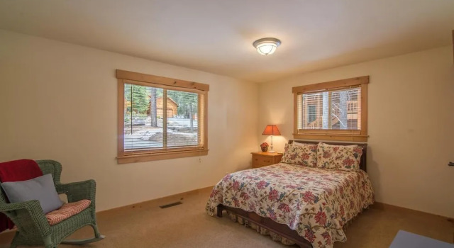 Коттедж Falcon Point 3 Bedroom Holiday Home By Tahoe Truckee