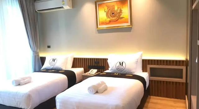 Двухместный номер Deluxe с балконом Montana Hotel Songkhla