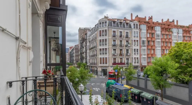 Апартаменты BILBAO ARTE III by Aston Rentals