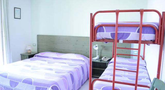 Трёхместный номер Standard с балконом Hotel La Ginestra