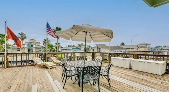 Коттедж Sea Isle Escape Boat Lift + Pet Friendly!