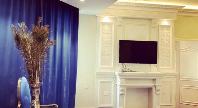 Elegance Hotel
