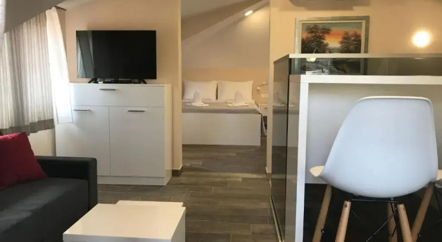Студия Elegant Residence Rooms