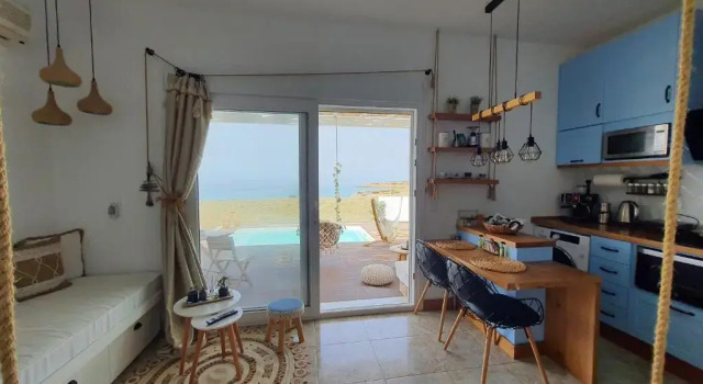 Tramonto Luxury Villa No1- Breathtaking sunset view, Book Villa Finiki Grækenland