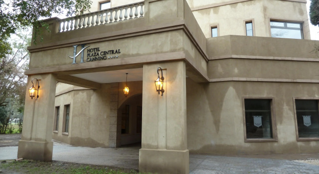 Hotel Plaza Central Canning