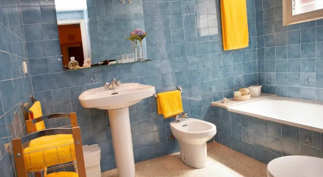 Кровать в общем номере Hotel Bulevard