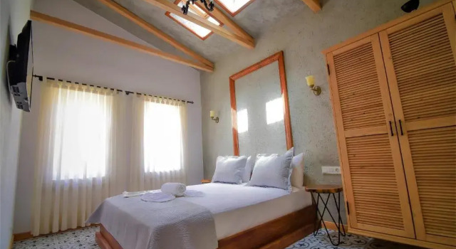 Полулюкс Deluxe Micel Otel Alacati