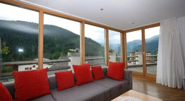 Chalet Sunnäschyn