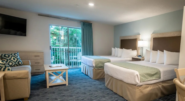 Люкс с балконом Palmera Inn and Suites