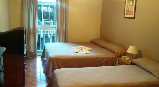 Hotel Europa, Rezerwuj Hotel Buenos Aires Province Buenos Aires