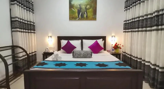 Levona Garden Resort, Забронировать Курортный отель Отели Хабарана с парковкой, рядом с Habarana Lake, Парковка
