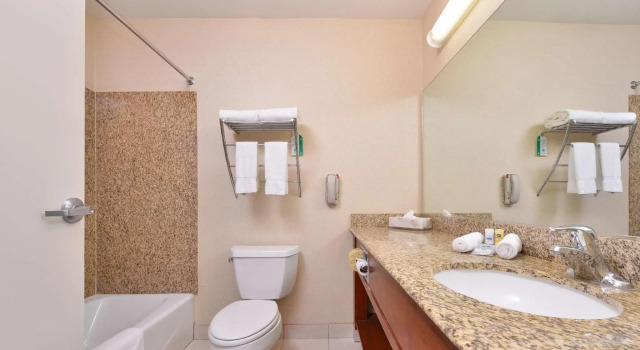 Четырёхместный номер Standard Starlight Inn & Suites Motel 29 Palms Joshua Tree National Park