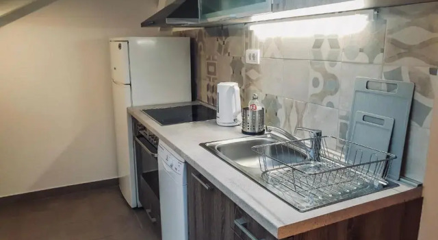 Апартаменты c 1 комнатой Sara Apartment