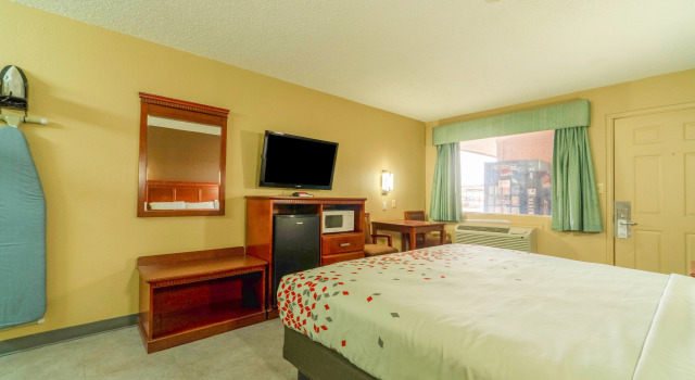 Crown Inn, Rezerwuj Hotel Denver City Teksas