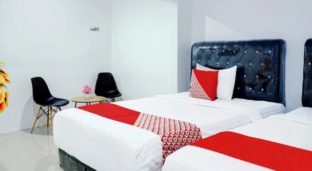 Двухместный люкс Standard Hotel O Padang City Center Near Pantai Padang Formerly Hotel Siti Nurbaya