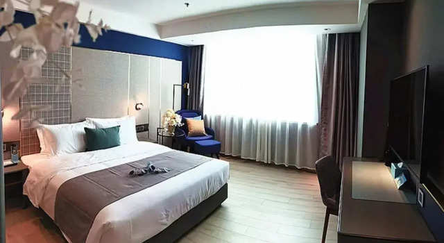 Двухместный номер Standard с красивым видом из окна Lano Hotel Xinjiang BaZhou Korla City Jindu Plaza