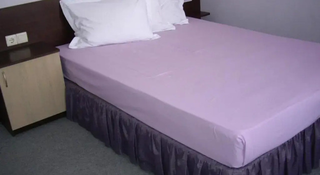 Полулюкс Family Hotel Avramov
