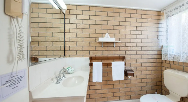 Четырёхместный номер Standard Jacaranda Place Motor Inn