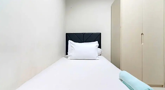 Putri Residence Karawang RedPartner, Book Hotel Karawang West Java