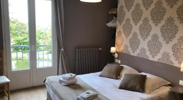 Двухместный номер Standard с видом на сад Logis Hôtel Auberge de LEtang