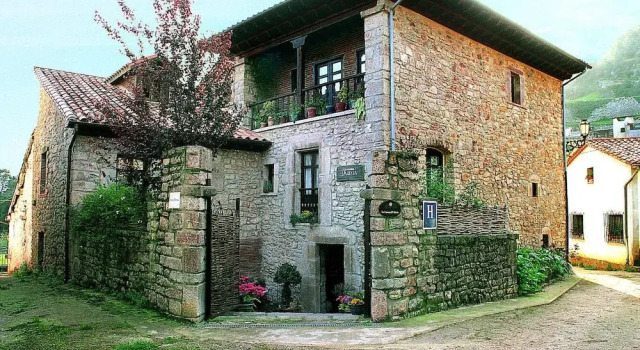 Casona D'Alevia, Prenota Hotel Hotel a Asturie con parcheggio, Parcheggio