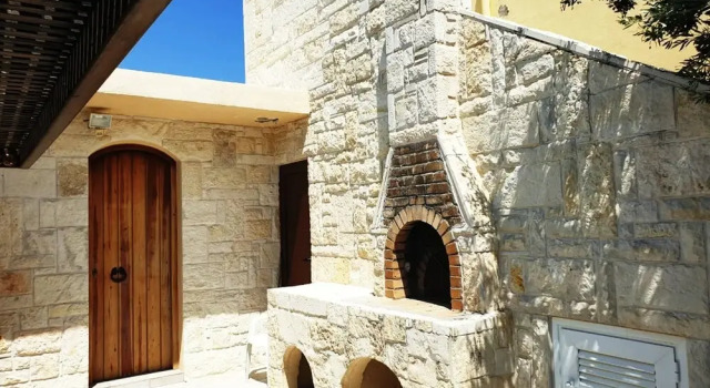 Traditional House Spectacular View near Heraklion, Забронировать Апартаменты/квартира Родиа 