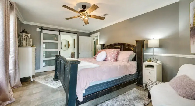 Broken Bow Vacation Rental w/ Pool & Hot Tub!, Boek Vakantiehuis Broken Bow Oklahoma