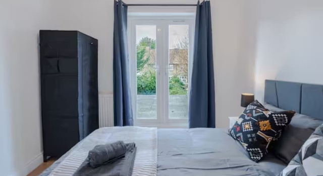3BR Putney Home London Sleeps 8 Winter Deal, Забронировать Дом для отпуска Виллы Большого Лондона, Вилла
