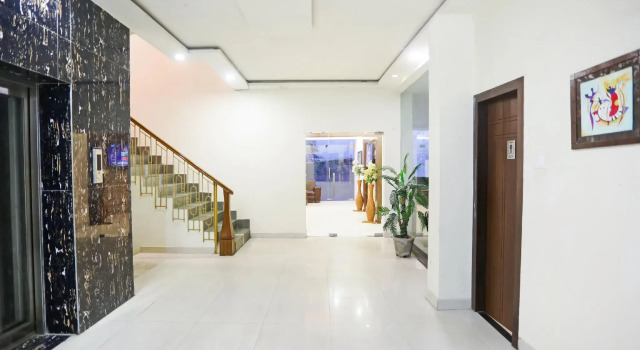 OYO 61554 Hotel Grand Sita Blue, Забронировать Отель Отели штата Раджастхана 3 звезды, 3*