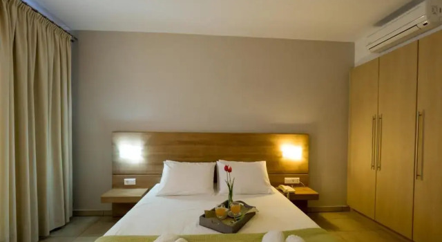Апартаменты с видом на сад Almyra Hotel