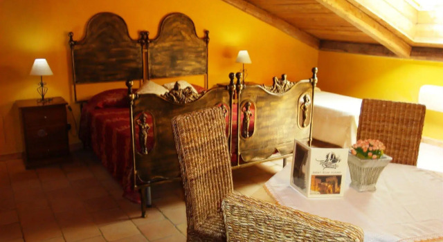 Residenza Antico Borgo, Varaa Hotelli Filadelfia Calabria
