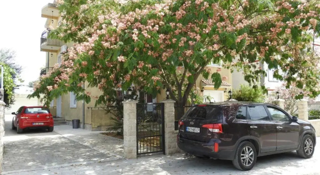Апартаменты Luna Apartments