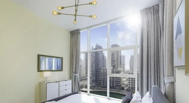 Апартаменты LUX  The Continental Marina Suite