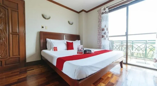 Двухместный номер Deluxe с балконом MC Mountain Home Apartelle