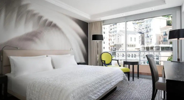 Двухместный номер Classic с видом на город Le Méridien Beach Plaza