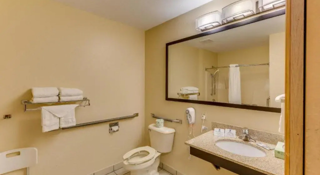 Люкс с 2 комнатами Best Western Lakewinds